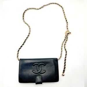 Pre-owned Authentic Black CC Caviar Long  Wallet